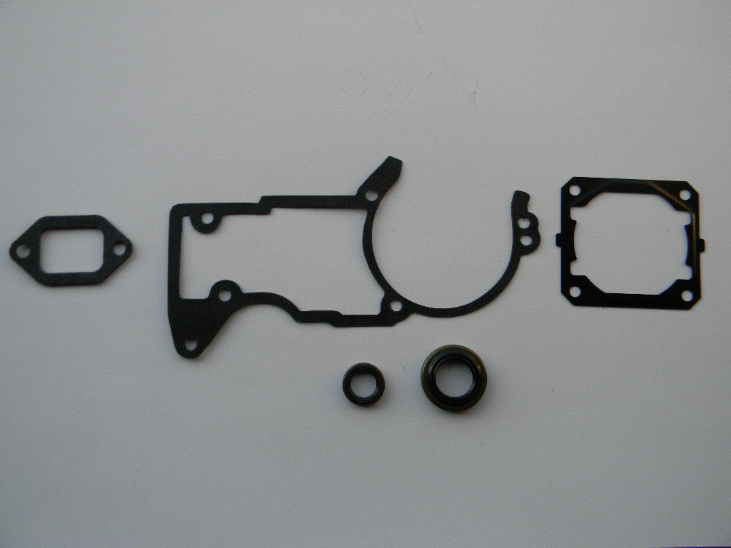 TLST0641 GASKET SET WITH SEALS = 6PCS : STIHL 044, MS440  OEM = 1128-007-1050